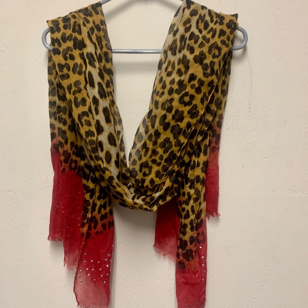 Red cheetah scarf